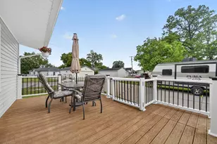 313 Ackerson Lake Dr, Jackson, MI 49201 - Photo 8