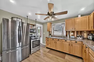 313 Ackerson Lake Dr, Jackson, MI 49201 - Photo 26