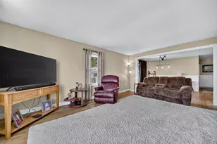 313 Ackerson Lake Dr, Jackson, MI 49201 - Photo 18