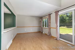 2670 Ridgecroft Dr SE, Grand Rapids, MI 49546 - Photo 14
