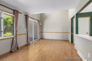 2670 Ridgecroft Dr SE, Grand Rapids, MI 49546 - Photo 12