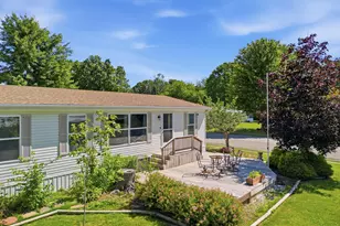 45 Pecan Ave NE, Cedar Springs, MI 49319 - Photo 4