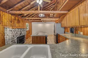 10818 Stoney Point Dr, Delton, MI 49046 - Photo 14