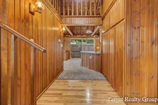 10818 Stoney Point Dr, Delton, MI 49046 - Photo 10