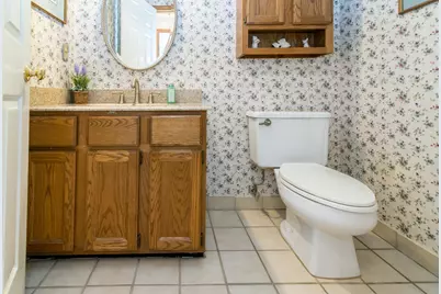 37155 Muirfield Drive, Livonia, MI 48152 - Photo 24