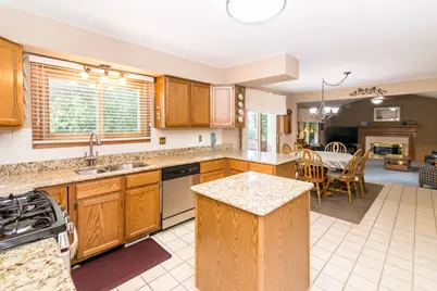 37155 Muirfield Drive, Livonia, MI 48152 - Photo 18