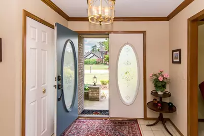 37155 Muirfield Drive, Livonia, MI 48152 - Photo 6