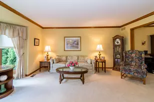 37155 Muirfield Dr, Livonia, MI 48152 - Photo 10