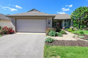 4205 Sabal Pointe Ct SE, Grand Rapids, MI 49546 - Photo 2