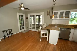 803 N Kalamazoo St, Paw Paw, MI 49079 - Photo 26