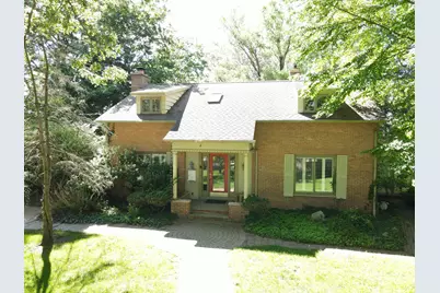 803 N Kalamazoo Street, Paw Paw, MI 49079 - Photo 2