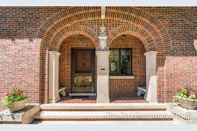 135 W 12th Street, Holland, MI 49423 - Photo 2