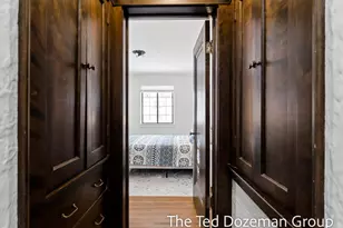 135 W 12th St, Holland, MI 49423 - Photo 56