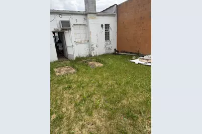19218 W McNichols Road, Detroit, MI 48219 - Photo 4