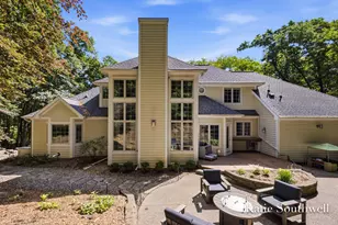 1800 Sterling Oaks Blvd SE, Ada, MI 49301 - Photo 4