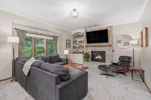 7808 Ashton Woods Dr, Portage, MI 49024 - Photo 6