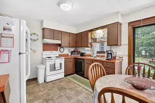 239 Pine Ridge Rd, Battle Creek, MI 49017 - Photo 34