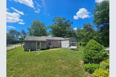 2439 S 13th Street, Niles, MI 49120 - Photo 2