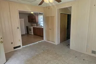 2439 S 13th St, Niles, MI 49120 - Photo 8