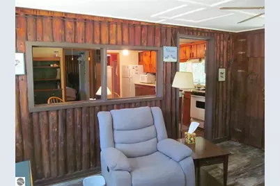 11052 N Hodenpyle Dam Road, Mesick, MI 49668 - Photo 10