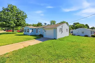 343 Brandywyne Dr NW, Comstock Park, MI 49321 - Photo 2