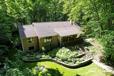 421 Sorrento Drive SE, Byron Center, MI 49315 - Photo 46