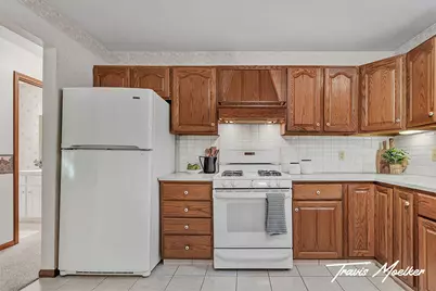 421 Sorrento Drive SE, Byron Center, MI 49315 - Photo 8