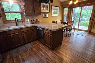 5080 Rum Creek Ct SE, Grand Rapids, MI 49508 - Photo 4