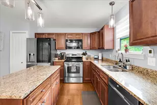 760 Pembroke Dr, Saline, MI 48176 - Photo 12