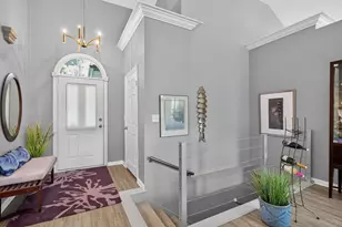 2401 Ridgeway Rd, Jackson, MI 49203 - Photo 2