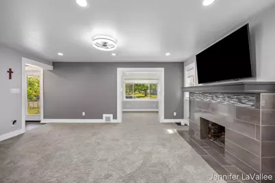1059 Martin Luther King Junior Street SE, Grand Rapids, MI 49507 - Photo 6