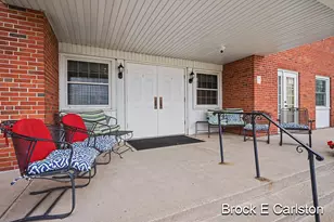 1249 Lakeshore Dr, Muskegon, MI 49441 - Photo 8