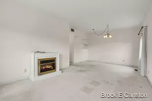 1249 Lakeshore Dr, Muskegon, MI 49441 - Photo 14