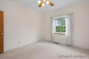 1249 Lakeshore Dr, Muskegon, MI 49441 - Photo 32