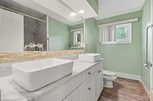 5131 Elizabeth Lake Rd, Waterford, MI 48327 - Photo 10