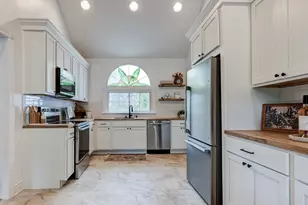 373 E D Ave, Kalamazoo, MI 49009 - Photo 12
