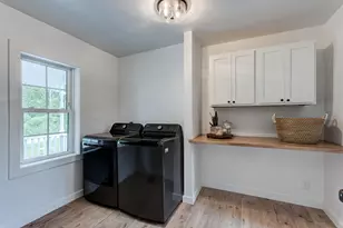 373 E D Ave, Kalamazoo, MI 49009 - Photo 16