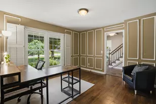 1810 Hickory Bark Ln, Bloomfield Hills, MI 48304 - Photo 6