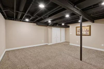 1810 Hickory Bark Lane, Bloomfield Hills, MI 48304 - Photo 38