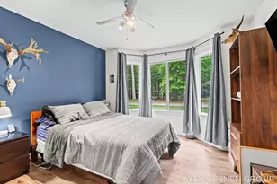 208 Chicago Ave, Holland, MI 49424 - Photo 28