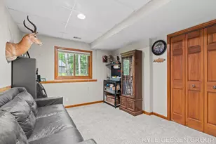 208 Chicago Ave, Holland, MI 49424 - Photo 38