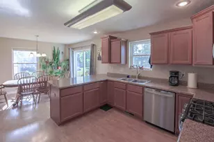 7677 Stermer Dr, Kalamazoo, MI 49048 - Photo 16