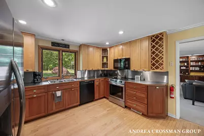 2056 Lakeshore Drive, Fennville, MI 49408 - Photo 16