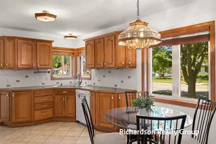 1702 Waverly Ave, Grand Haven, MI 49417 - Photo 12