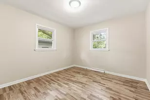 619 Fall St, Spring Lake, MI 49456 - Photo 14
