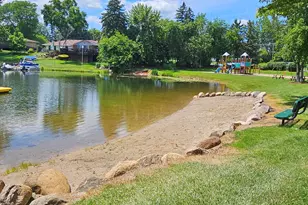 8690 Scenic Bluff Ln, White Lake, MI 48386 - Photo 24