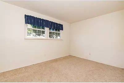 714 Garland Circle #E, Kalamazoo, MI 49008 - Photo 12