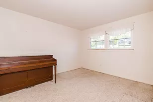 714 Garland Cir, Kalamazoo, MI 49008 - Photo 14