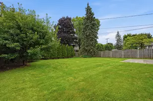 14140 Hubbard St, Livonia, MI 48154 - Photo 40