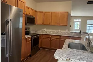 534 Constitution St, Canton, MI 48187 - Photo 10